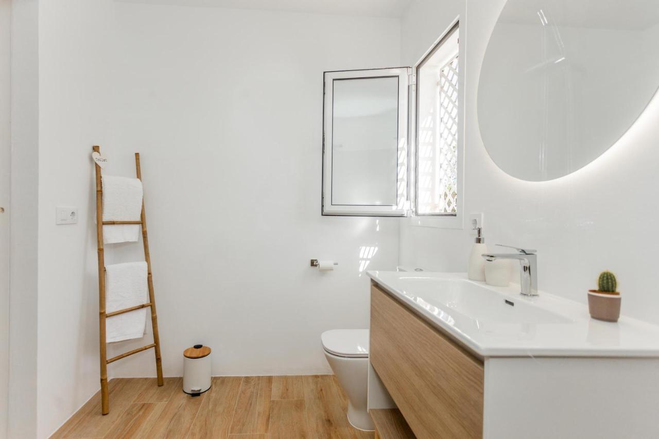 Villa Juanes Ciutadella  Exteriör bild